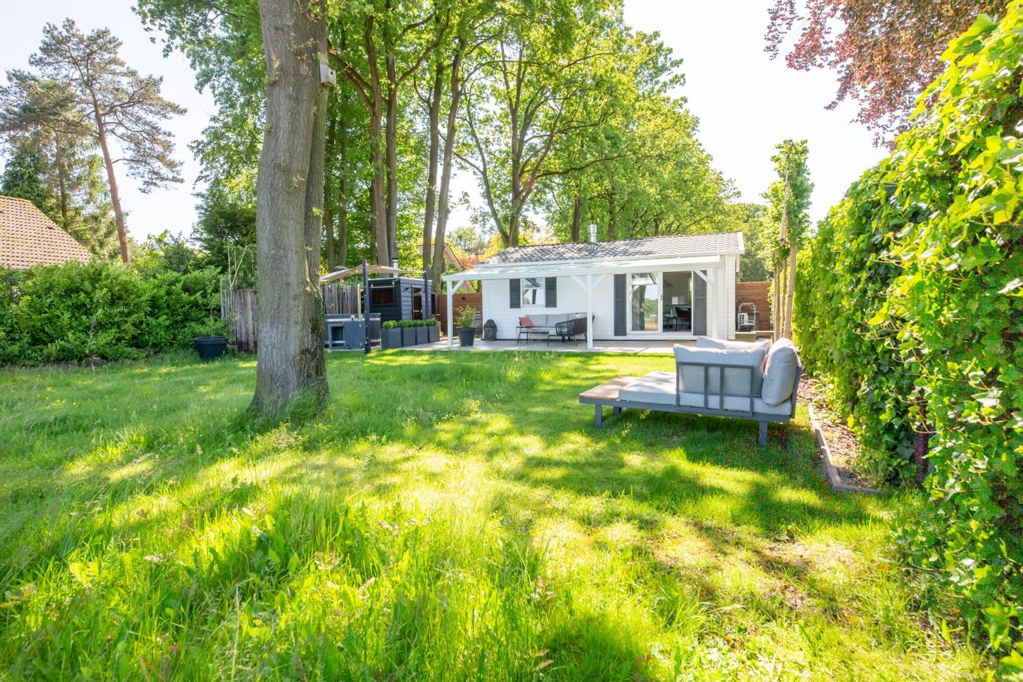 86, Bed & Outdoor Wellness - Sauna, Hottub, Icebath & Outdoor Shower Included! Oisterwijk Esterno foto